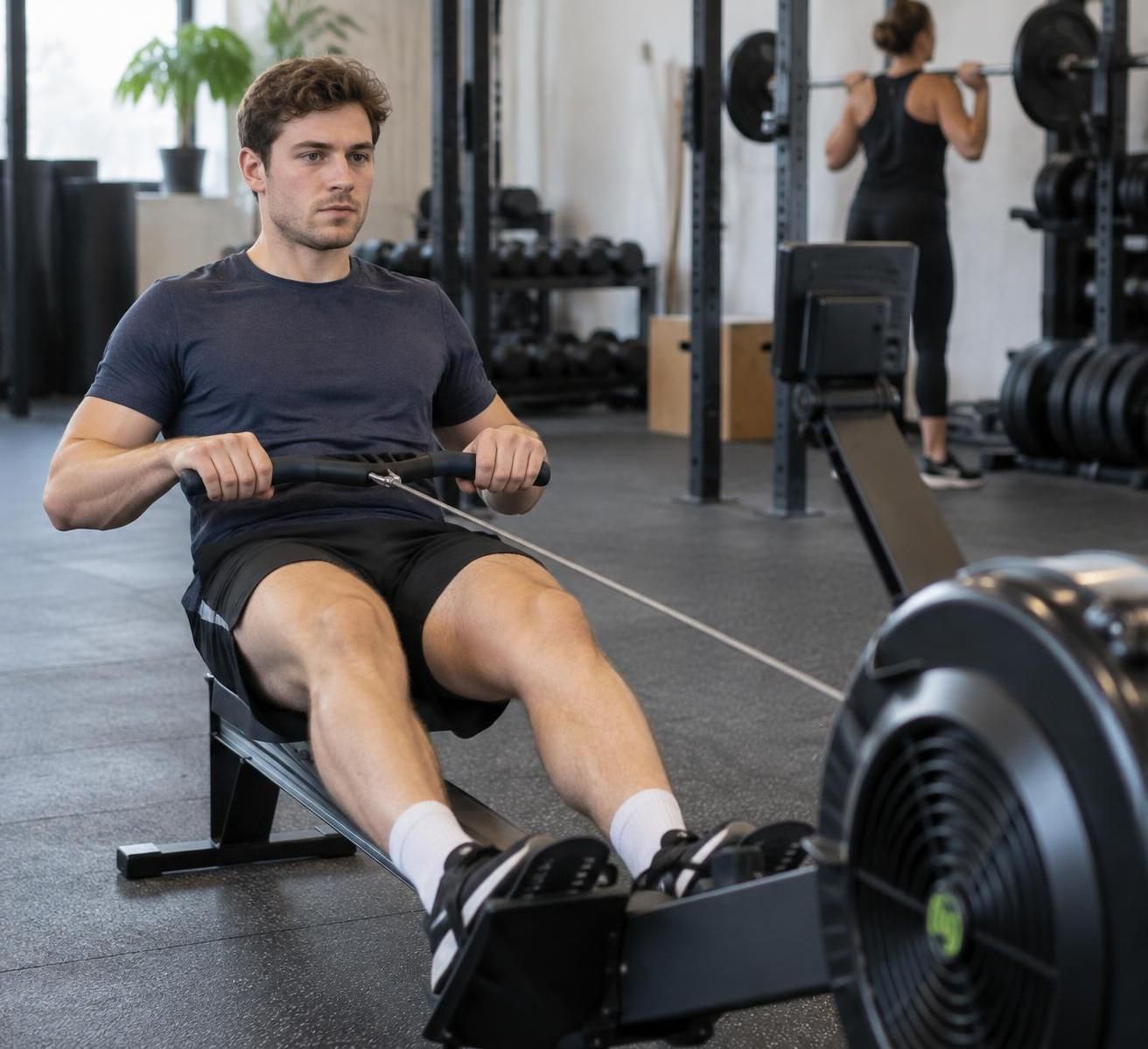 ontdek een effectief trainingsschema voor beginners op de roeitrainer. bouw rustig conditie op, verbeter je techniek en train met vertrouwen.